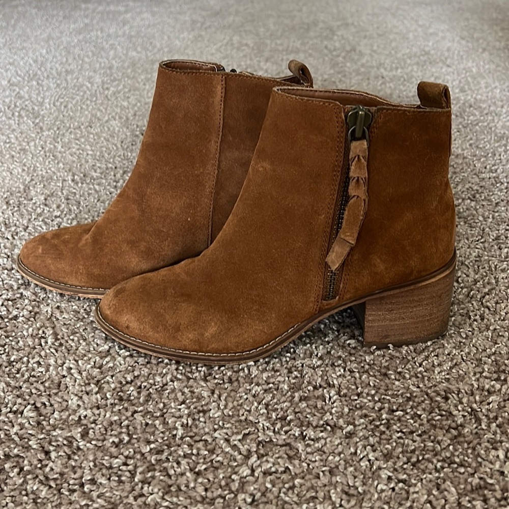 BP size 8 ankle booties.